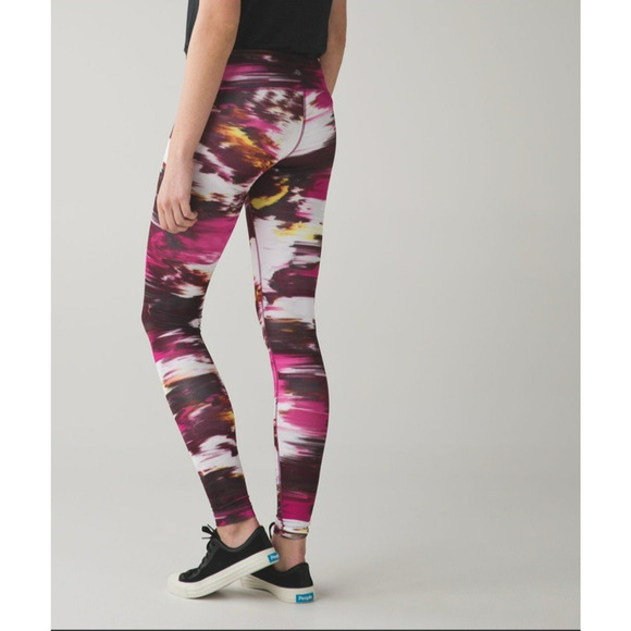Lululemon Leggings Wunder Under Pant III Full-On Luxtreme Berry Multi Size 4 - Picture 2 of 7